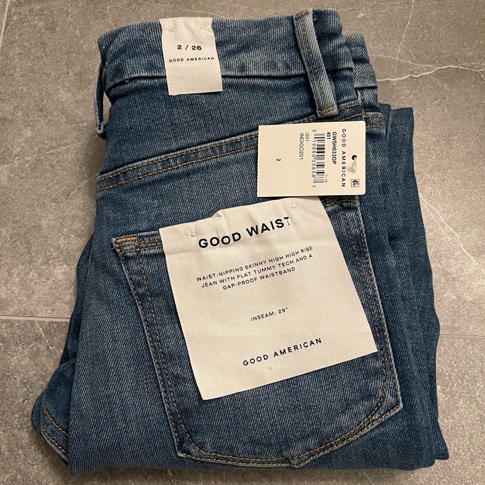 NWT Good American hood waist size 2/26